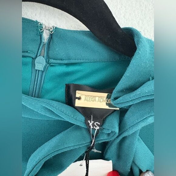 Alexia Admor Bow Neck Ruffle Sleeve  green Dress size XS - Picture 7 of 13